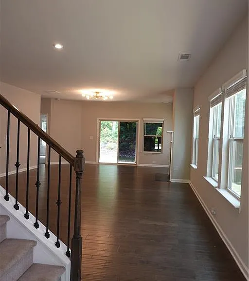 2719 Morgan Spring Trl — Photo 3