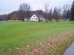 8426 Luther Rd, Girard, PA 16417