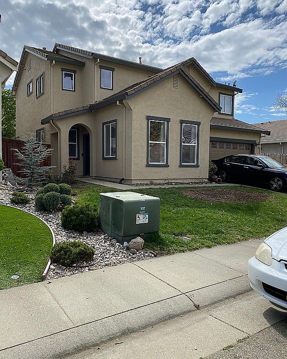 1st image of 303 Arroyo Madrone Ct