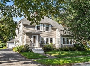 37 Bradstreet Rd, North Andover, MA 01845