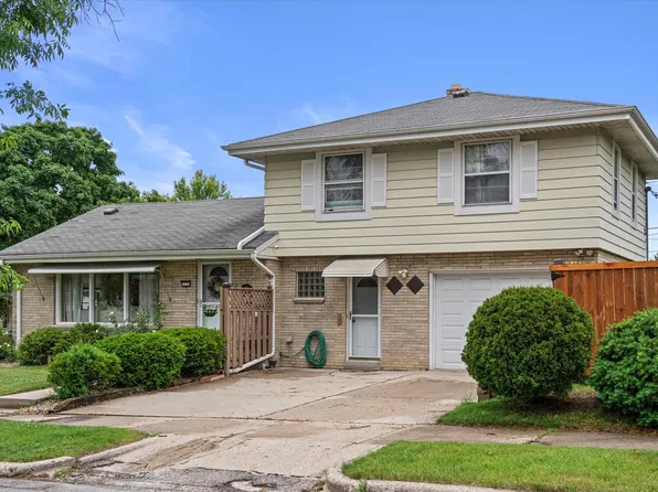 9230 West Auer AVENUE, Milwaukee, WI 53222