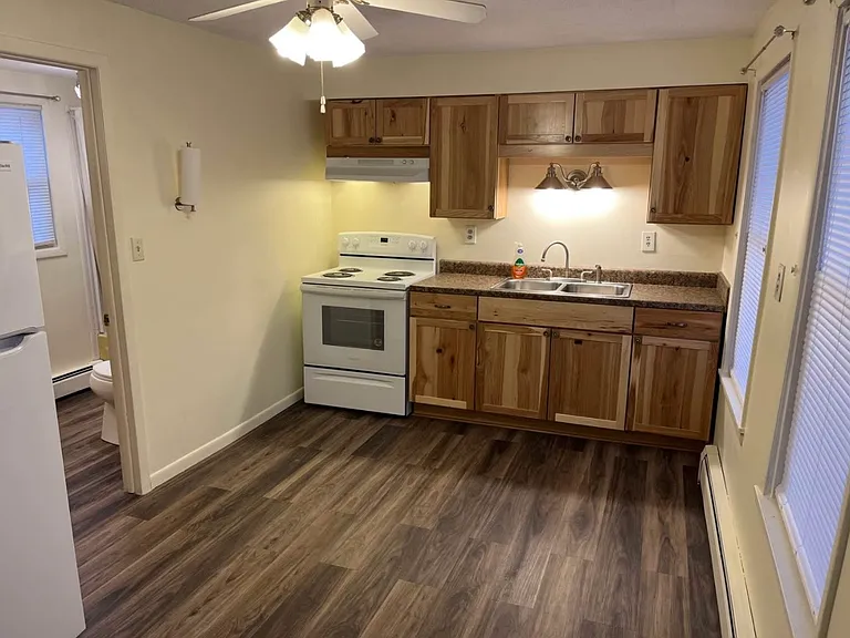 170 Winslow St #2 — Photo 2