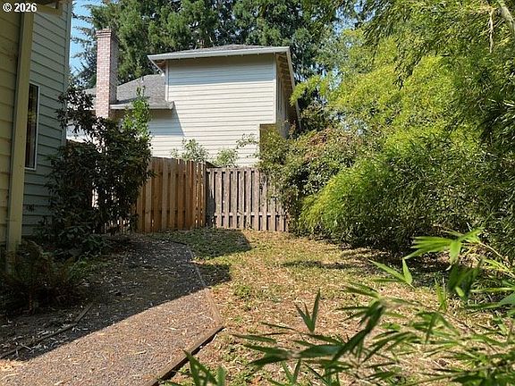 3rd image of 5702 SW Seymour St