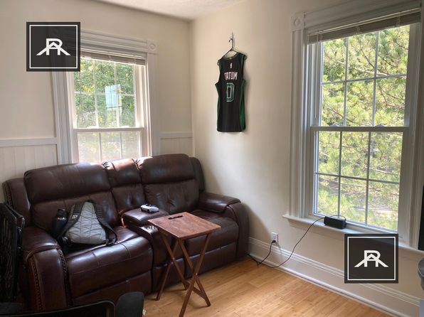 11 Mount Ida St #4
