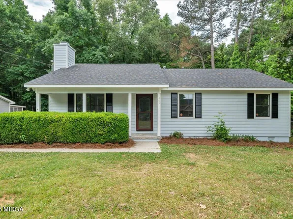 565 Lacebark Dr, Macon, GA 31220