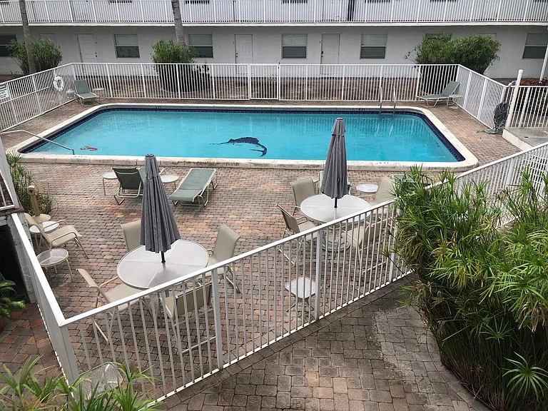 1470 N Dixie Hwy #16 — Photo 8