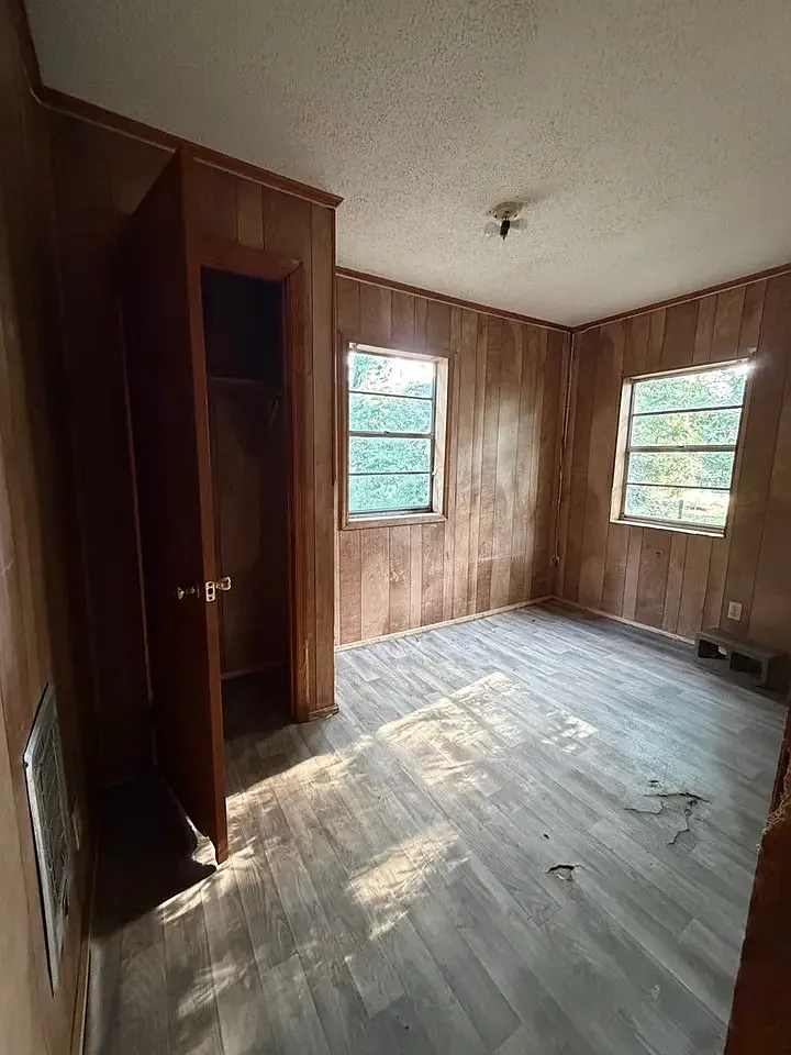 3 bed, 984 sqft, $750 — Photo 3