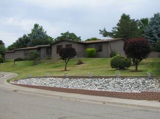 2017 Alice Ln, East Wenatchee, WA 98802