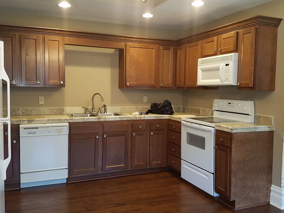 1st image of 1128 5th Ave #2