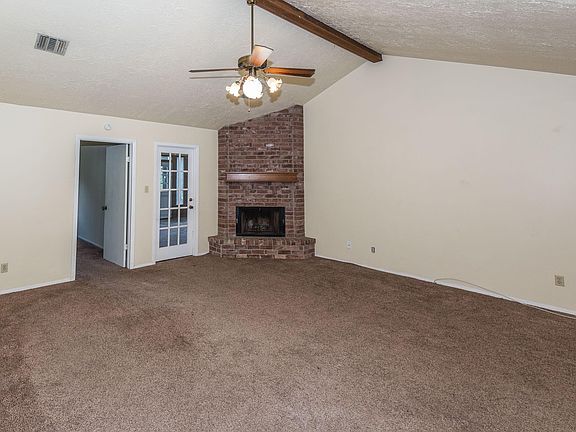 4th image of 1707 Lindy Ln