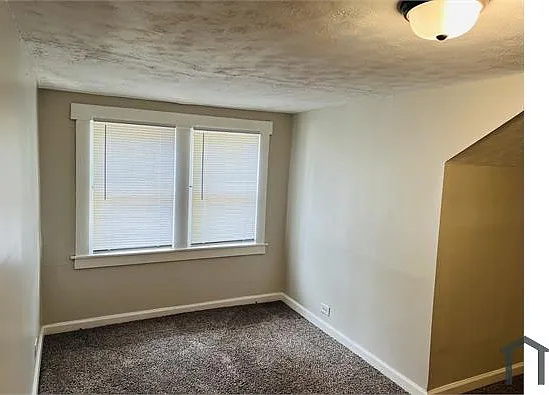 653 Curry Ct — Photo 9