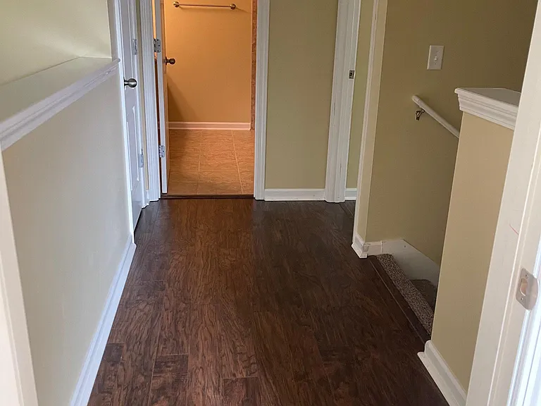 315 Gary Cir — Photo 4