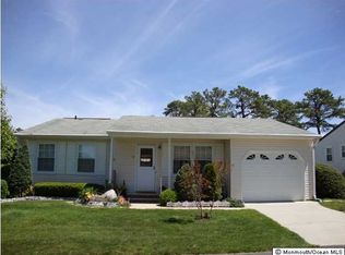 12 Longwood Dr, Manchester Township, NJ