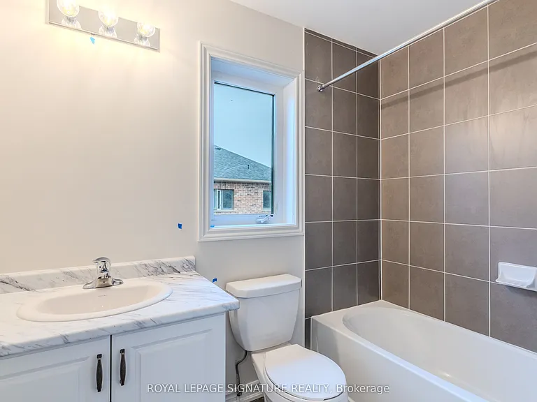 56 Baker St — Photo 21