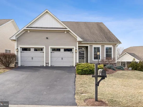 109 Tutelo Ln, Lake Frederick, VA 22630
