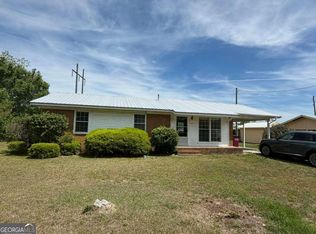 311 Douglas St, Alma, GA 31510