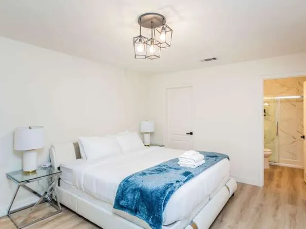 46 S Lotus Ave, Pasadena, CA
