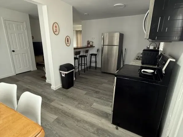 424 Hillside Ave, Berlin, NH 03570