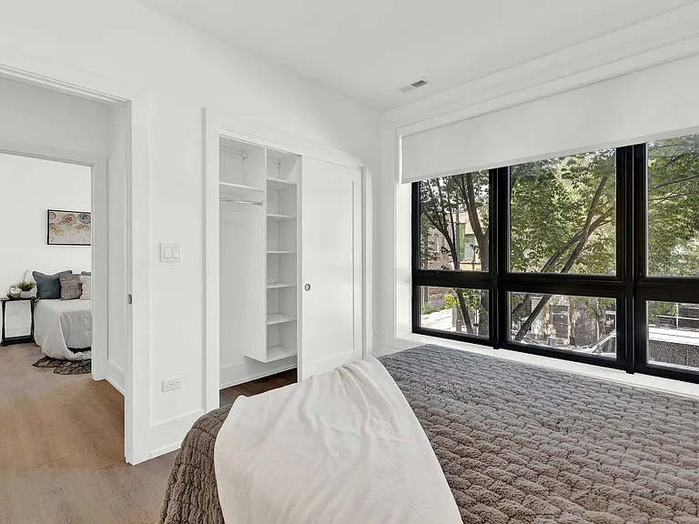 1613 W Belmont Ave, Chicago, IL — Photo 14