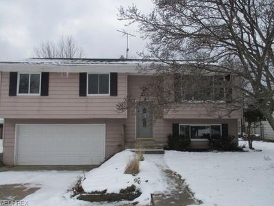 216 Bayshore Dr, Eastlake, OH, 44095
