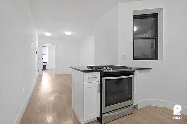 Rented by REZI | media 5