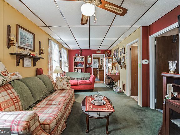 3rd image of 129 Bartram Ave