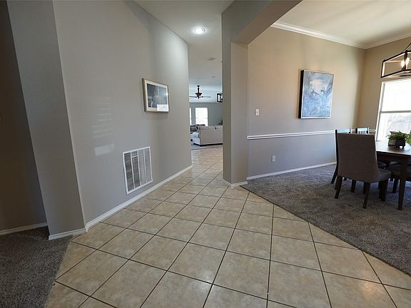 2nd image of 620 Azalea Dr