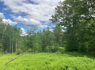 Clarry Hill Rd, Union, ME 04862