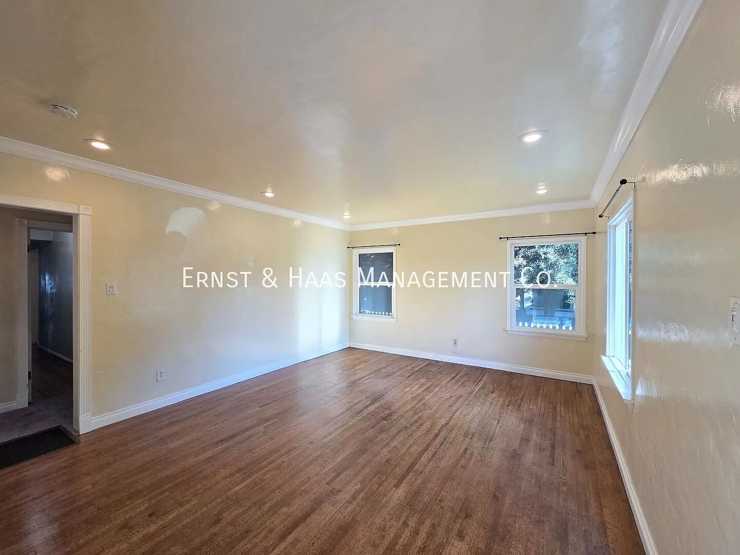 Wonderful 3-Bedroom, 2-Bathroom Home with Bonus Room and Garage! — Photo 4