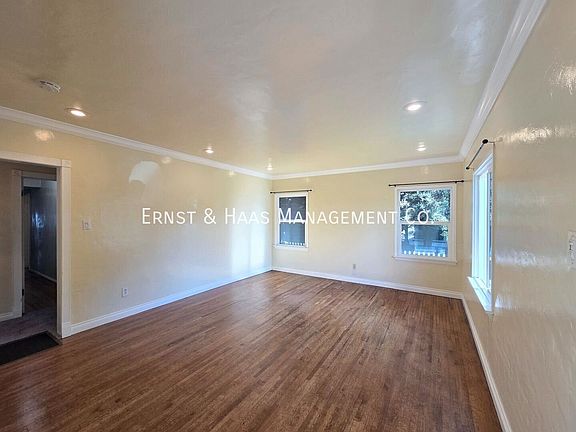 4th image of 5589 Lemon Ave