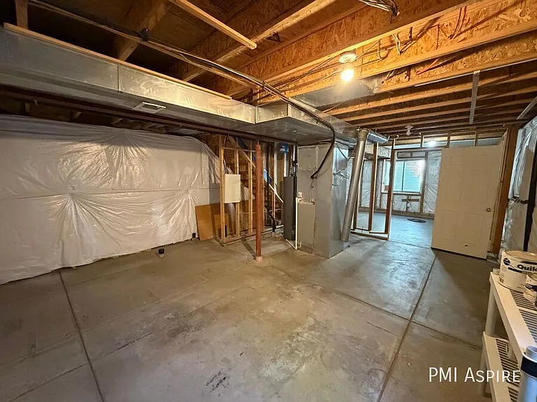 10489 Taylor Ave — Photo 7
