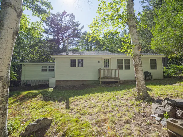 359 South Strong Road, Farmington, ME 04938