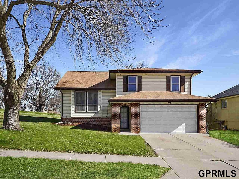 1st image of 2217 N 125th Ct