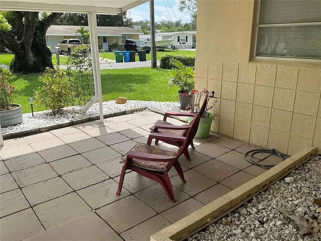 2 bed, 2.0 bath, 1475 sqft, $2,600 — Photo 3