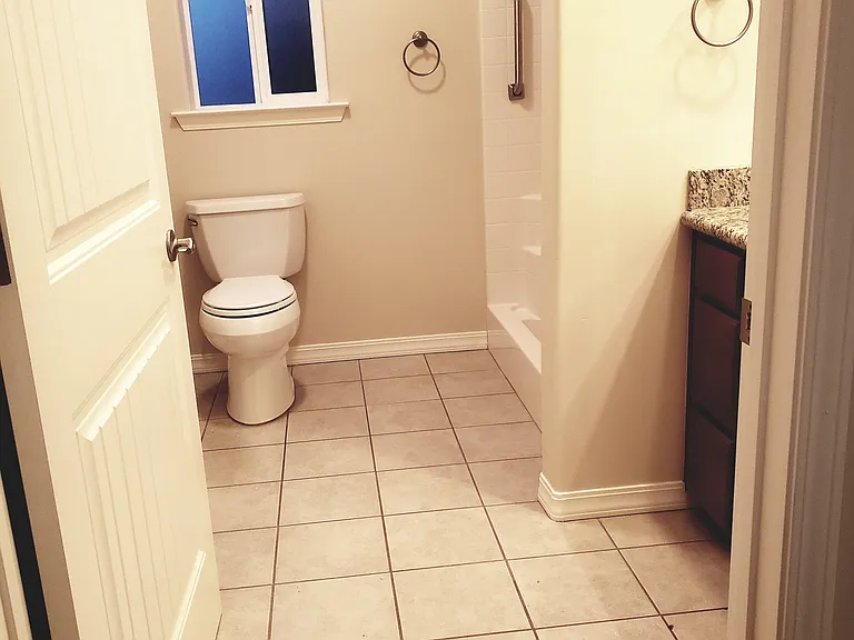 619 Hummel Village Ct #622B — Photo 11