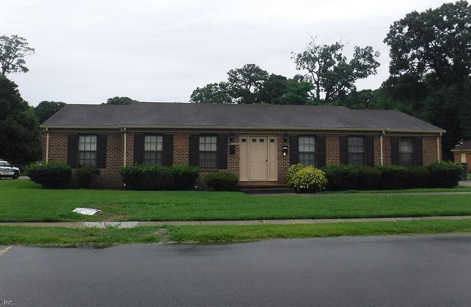 1st image of 1033 Sunset Dr #A
