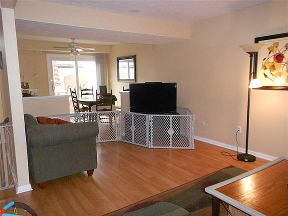 4th image of 1670 Longbow Ln