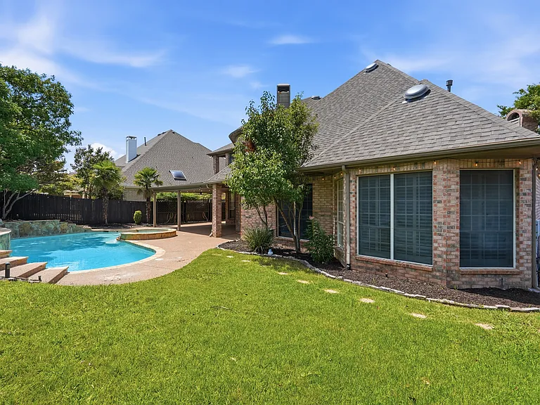 2221 Danielle Dr — Photo 39