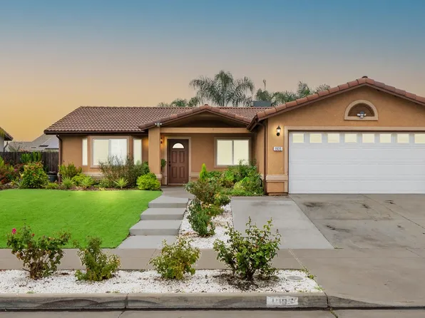 1935 Madison Dr, Madera, CA 93638