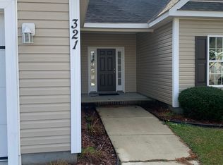 321 Holly Grove Ct W, Jacksonville, NC 28540