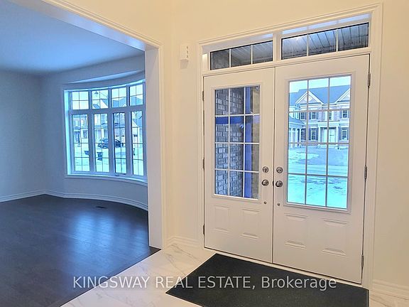 4th image of 30 Moreau Way