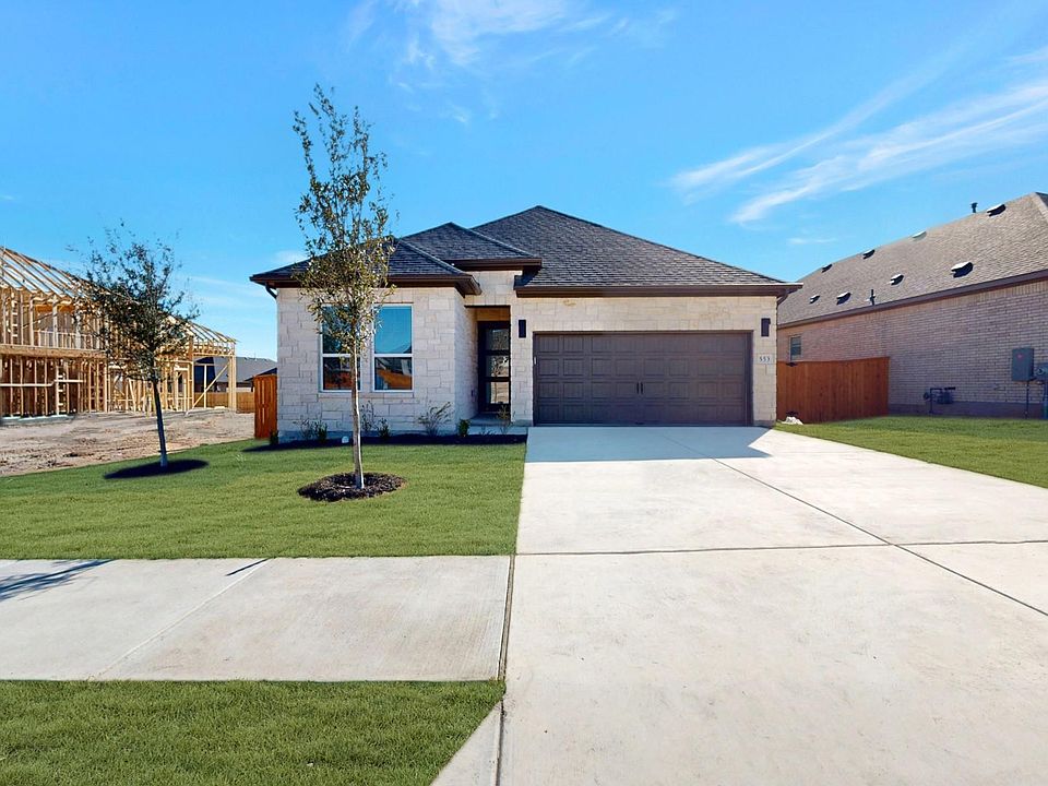 1st image of 553 Darley Oak Dr