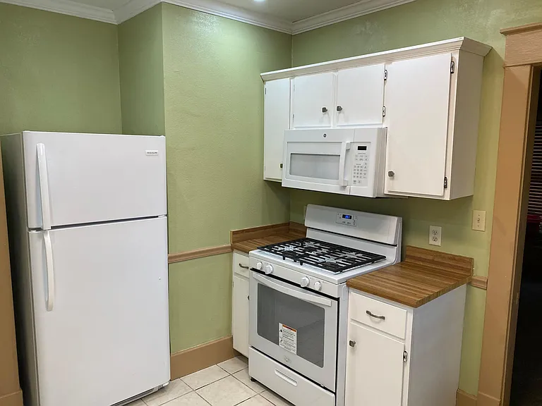 103 S Portland Ave — Photo 17
