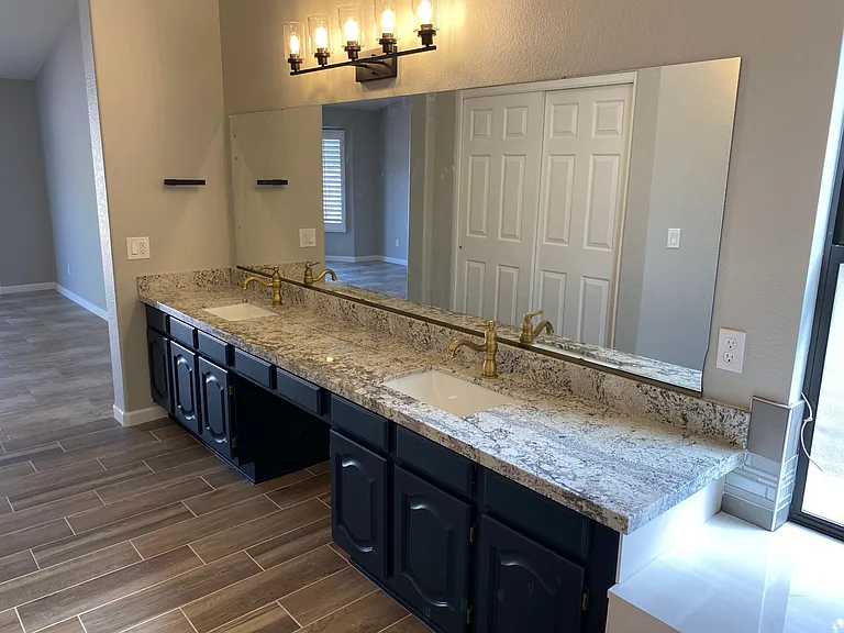 10938 W Bermuda Dr — Photo 13