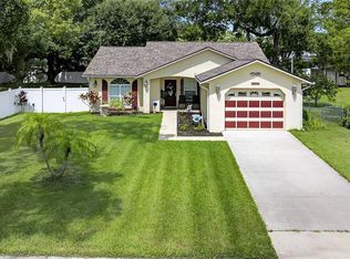 5731 17th St, Zephyrhills, FL 33542