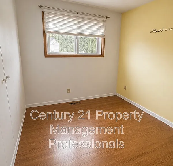 9503 Sherridon Dr — Photo 11