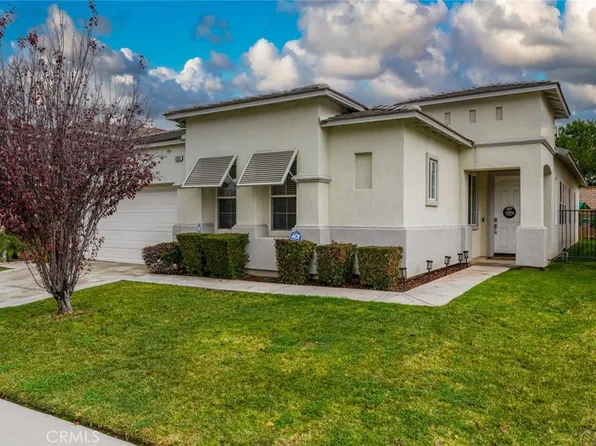 2343 Toulouse Cir, Corona, CA 92882
