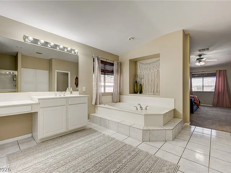 268 Copper Glow Ct #0 — Photo 58