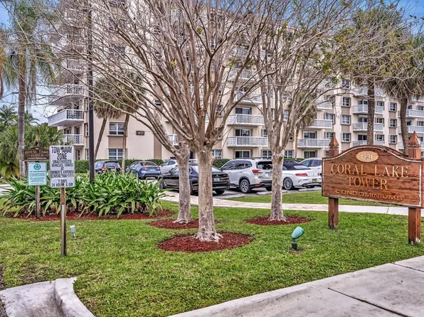 1831 NE 38th Street #207, Fort Lauderdale, FL 33308