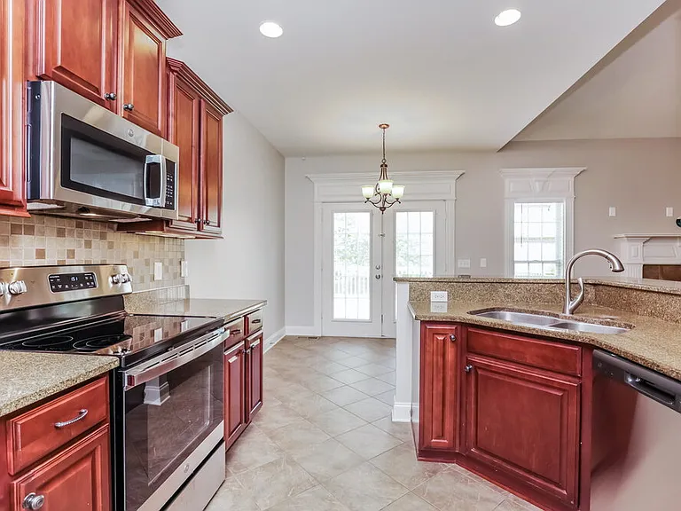 3032 Community Cir — Photo 9